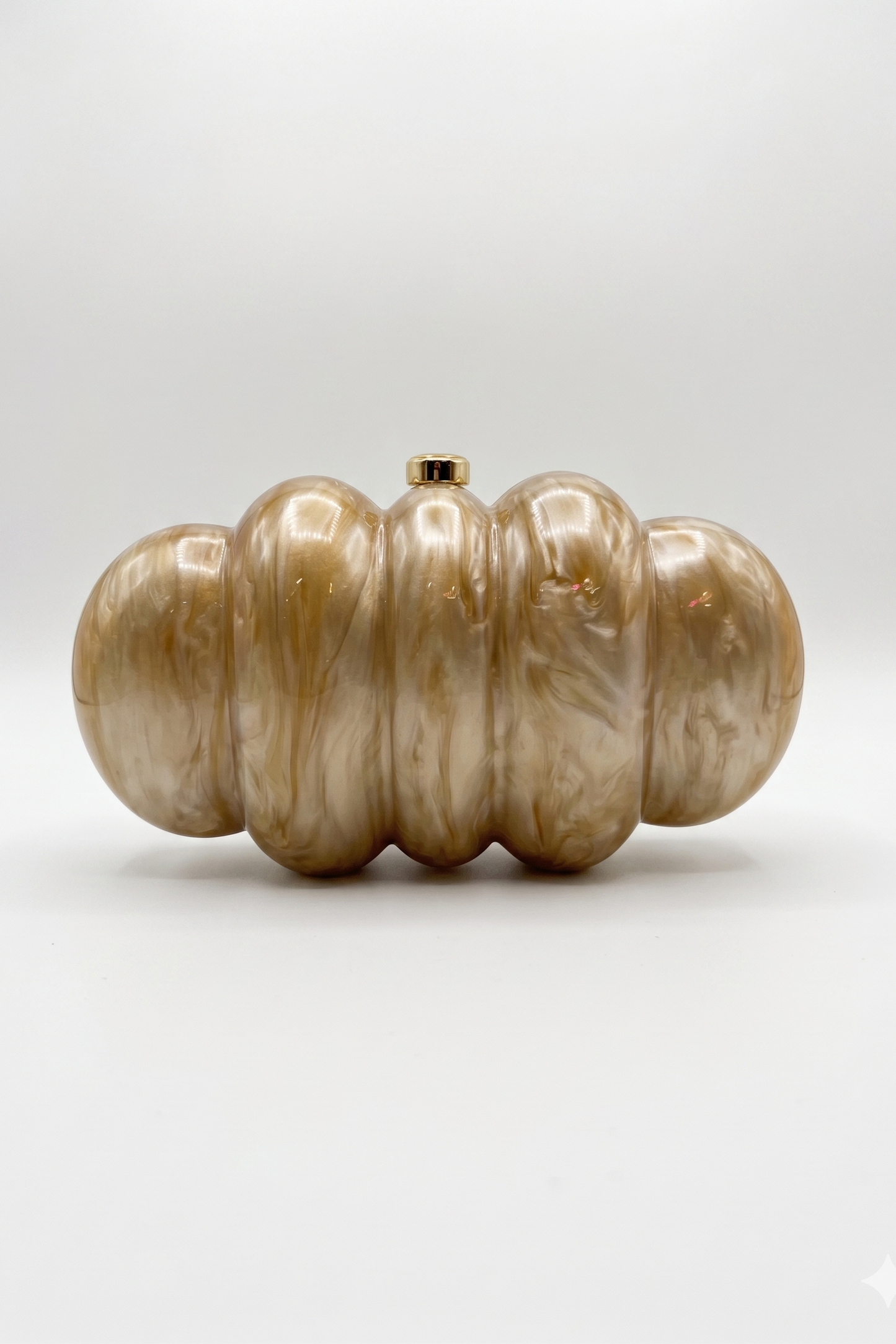 CLUTCH ACRILIC OYSTER