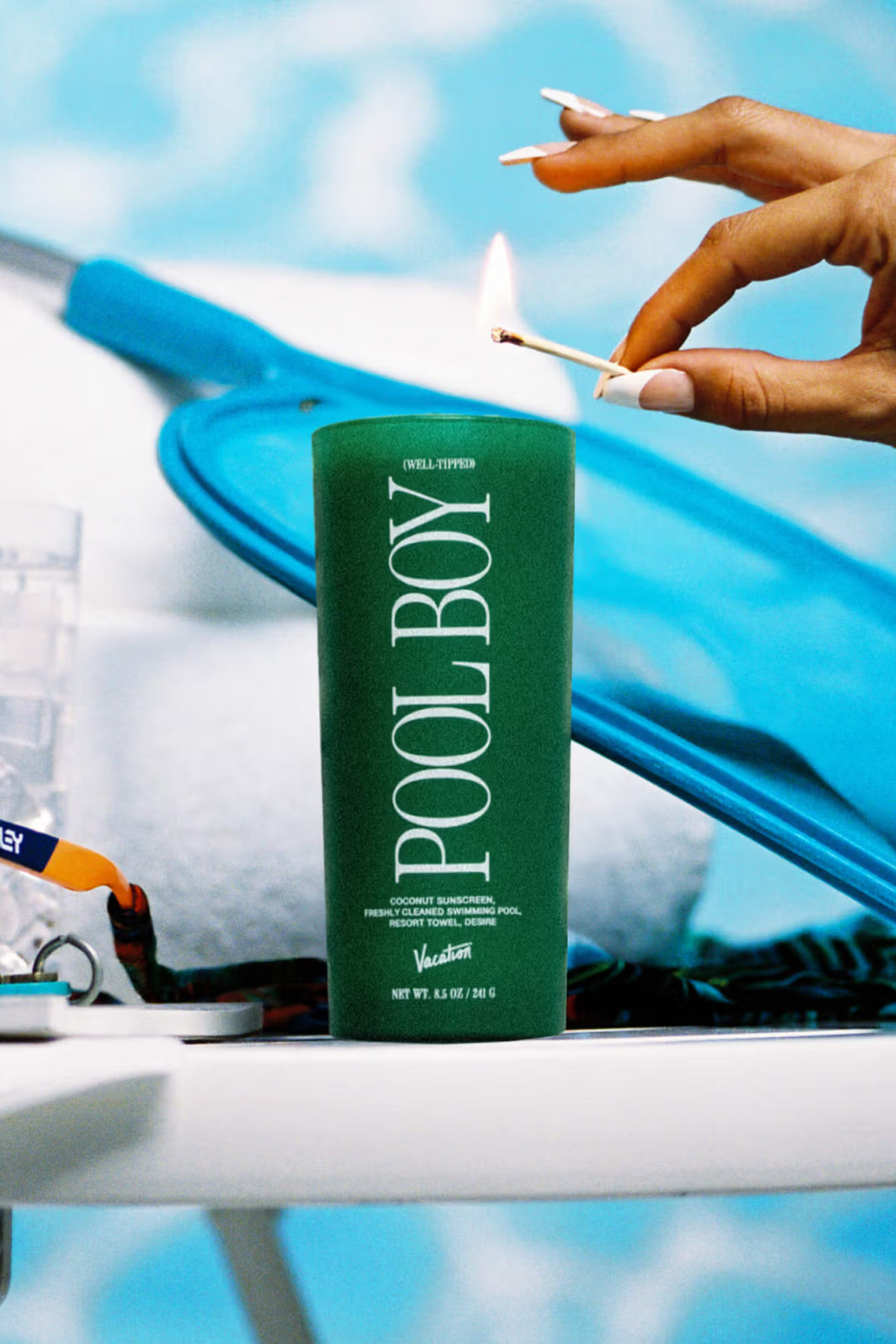 WELL-TIPPED POOL BOY CANDLE