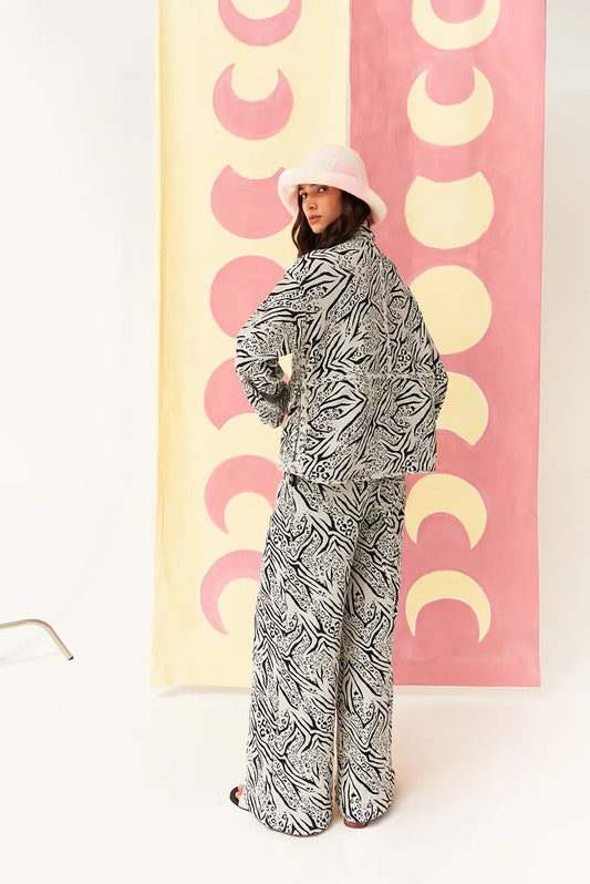 MOONLIGHT DANCING PANTS & JACKET IN ANIMAL GREY